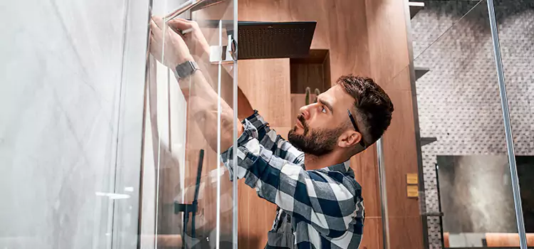 Replace Shower Doors with Frameless North Royalton