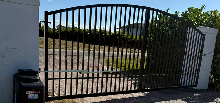 Driveway Fence Repair North Royalton
