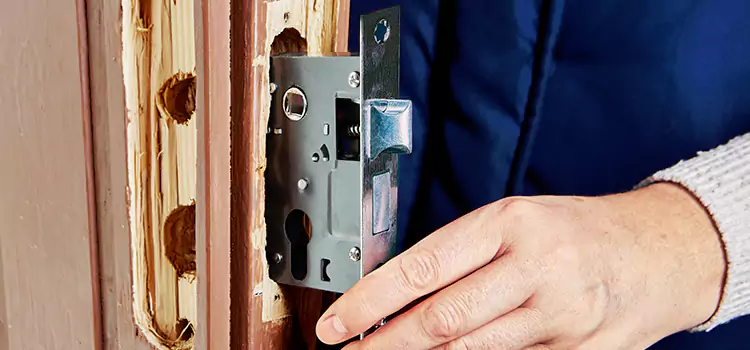 Garage Door Lock Replacement North Royalton